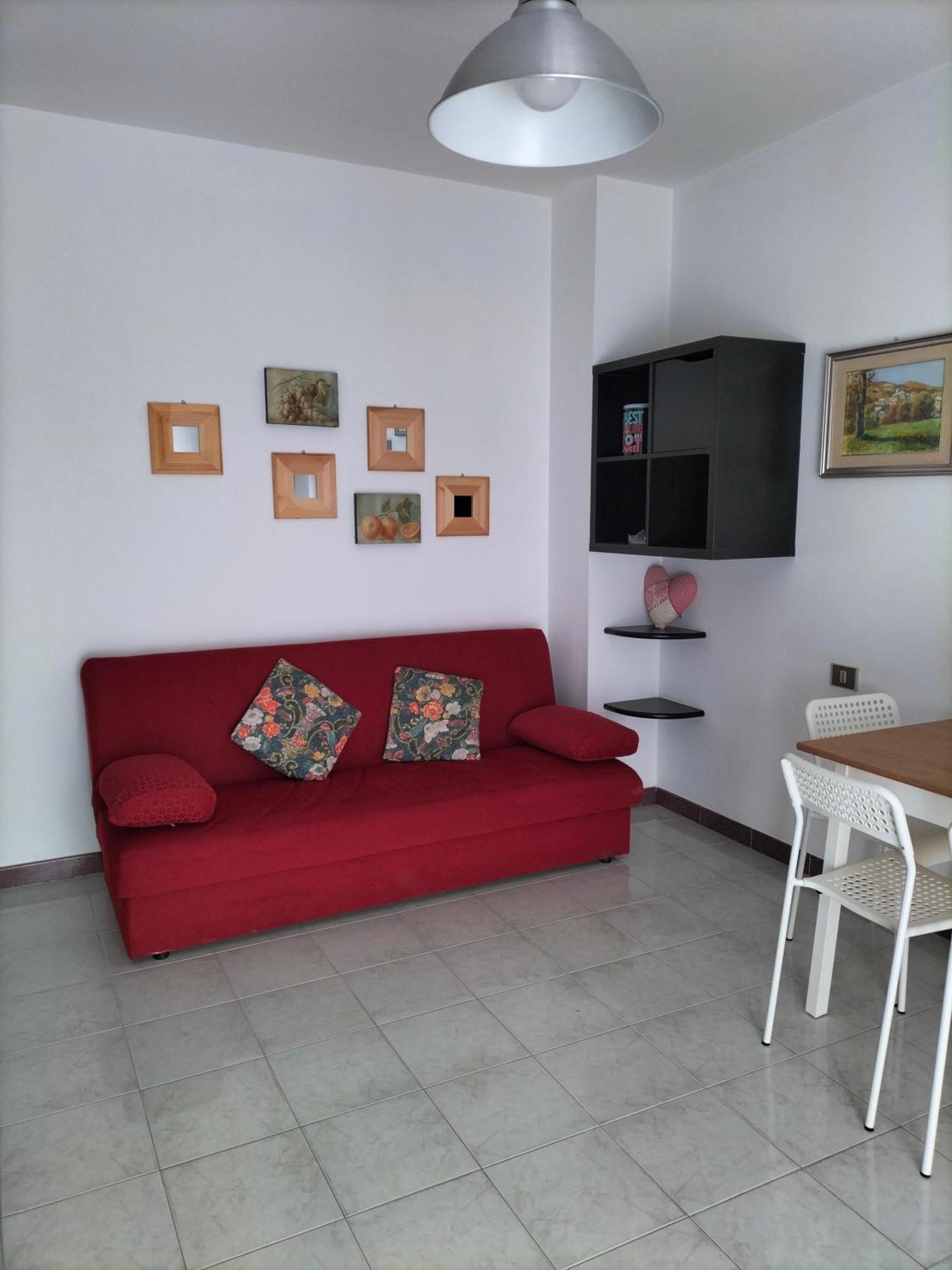 Daro'S Apartment Selargius Buitenkant foto
