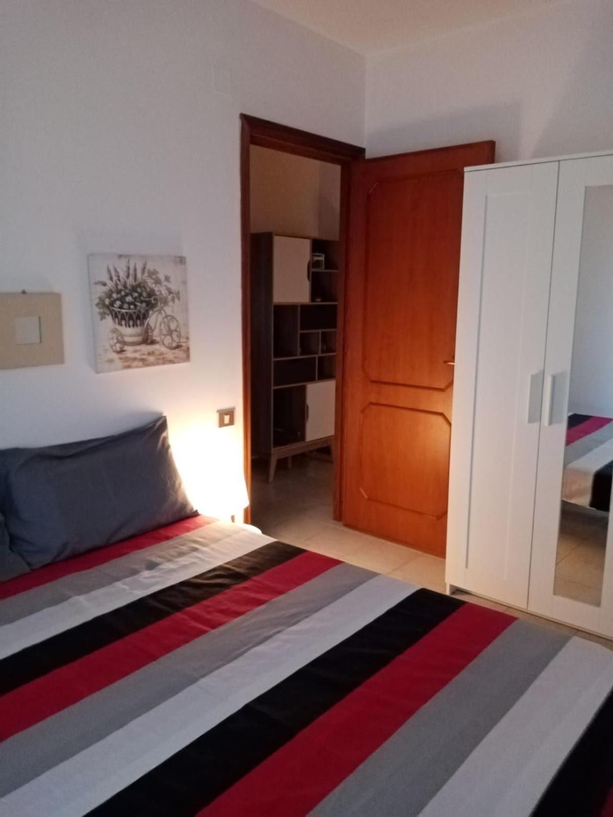 Daro'S Apartment Selargius Buitenkant foto